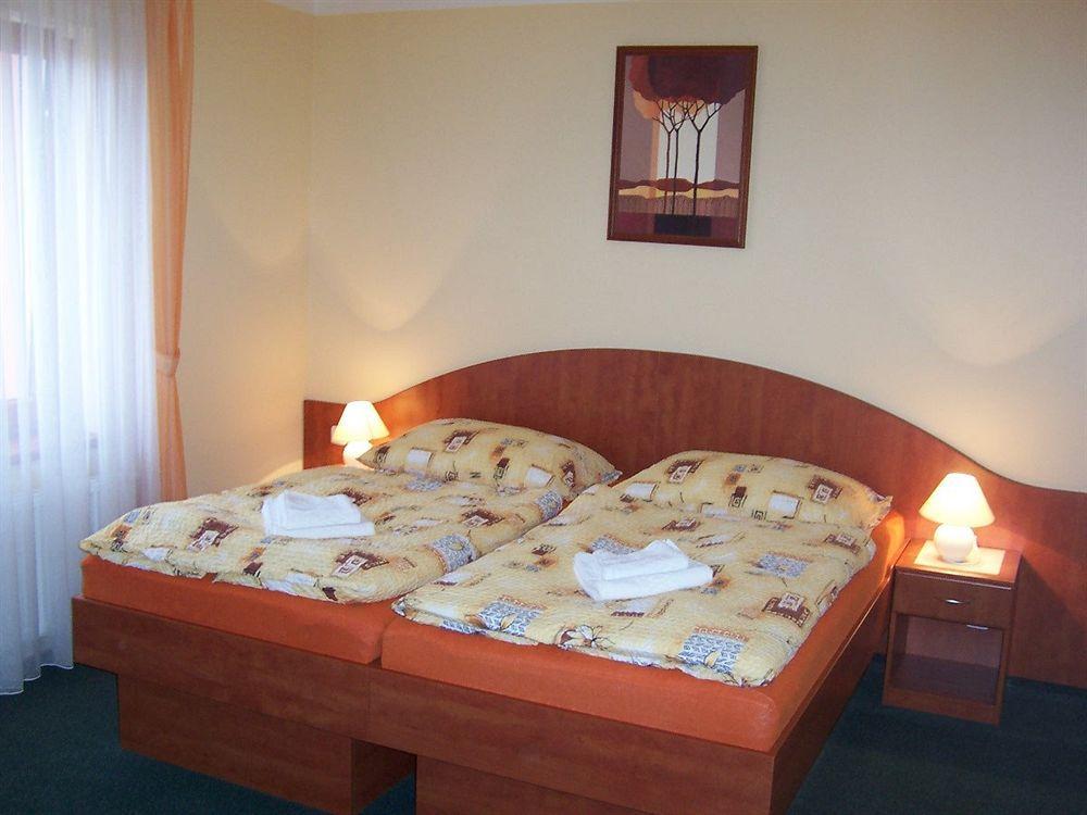 Hotel Palace Plzeň Eksteriør bilde