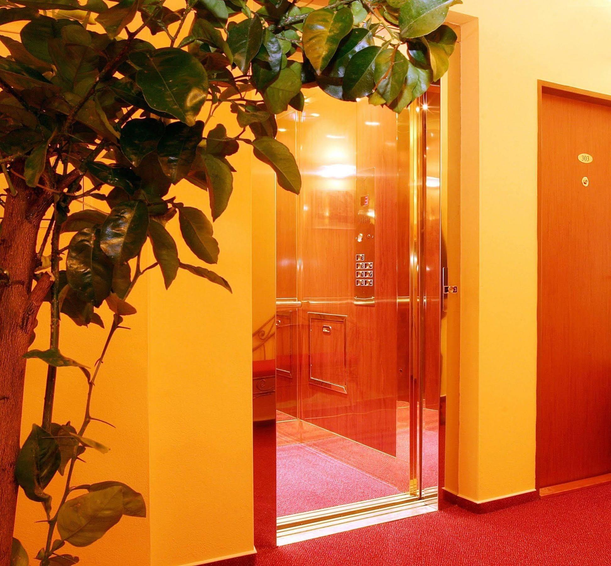 Hotel Palace Plzeň Eksteriør bilde